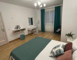 Lakás 3 szobák kiadó on Floresti, Zóna Centru