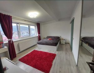 Appartement 3 chambres à vendre dans Floresti