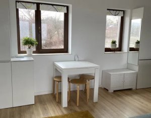 Appartement 3 chambres à vendre dans Cluj-napoca, zone Zorilor