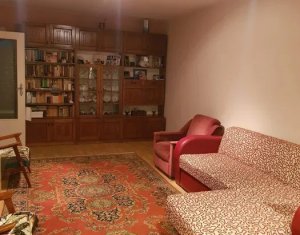 Appartement 3 chambres à vendre dans Cluj-napoca, zone Manastur