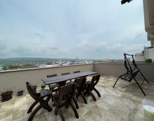 Appartement 3 chambres à vendre dans Cluj-napoca, zone Bulgaria