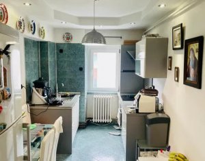 Appartement 3 chambres à vendre dans Cluj-napoca, zone Marasti