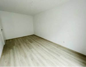 Appartement 3 chambres à vendre dans Floresti