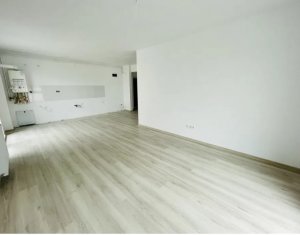 Appartement 3 chambres à vendre dans Floresti