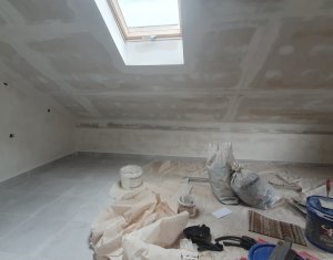 Appartement 3 chambres à vendre dans Floresti