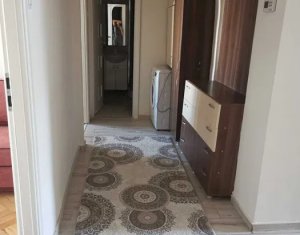 Appartement 4 chambres à vendre dans Cluj-napoca, zone Manastur