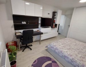 Appartement 3 chambres à vendre dans Cluj-napoca, zone Intre Lacuri