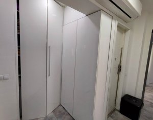 Appartement 3 chambres à vendre dans Cluj-napoca, zone Intre Lacuri