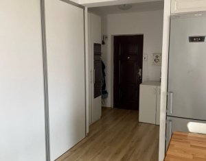 Appartement 3 chambres à vendre dans Floresti