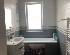 Appartement 3 chambres à vendre dans Floresti