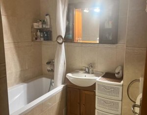 Appartement 3 chambres à vendre dans Cluj-napoca, zone Manastur