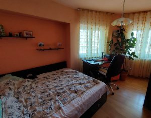 Appartement 3 chambres à vendre dans Cluj-napoca, zone Marasti