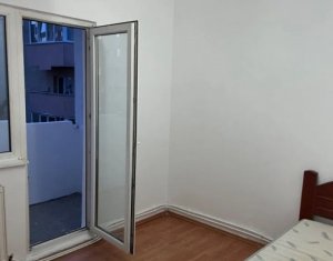 Appartement 4 chambres à vendre dans Cluj-napoca, zone Marasti