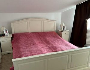 Maison 4 chambres à vendre dans Salistea Noua, zone Centru