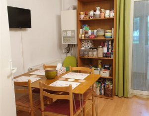 Appartement 3 chambres à vendre dans Cluj-napoca, zone Manastur