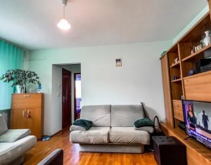 Appartement 3 chambres à vendre dans Cluj-napoca, zone Manastur