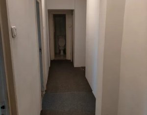 Lakás 4 szobák eladó on Cluj-napoca, Zóna Manastur