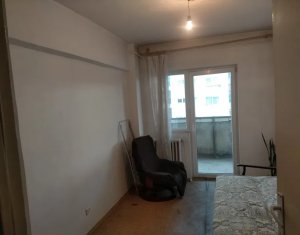 Lakás 4 szobák eladó on Cluj-napoca, Zóna Manastur