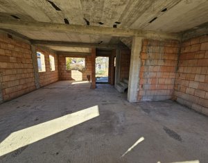 Appartement 4 chambres à vendre dans Dezmir