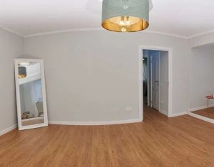 Appartement 4 chambres à vendre dans Cluj-napoca, zone Manastur