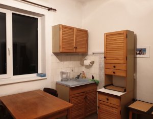 Appartement 3 chambres à vendre dans Cluj-napoca, zone Centru