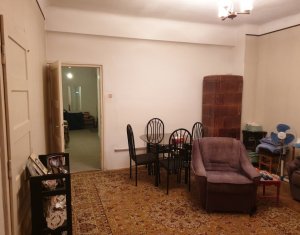 Appartement 3 chambres à vendre dans Cluj-napoca, zone Centru