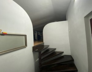 Appartement 4 chambres à vendre dans Cluj-napoca, zone Buna Ziua