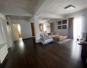 Appartement 4 chambres à vendre dans Cluj-napoca, zone Buna Ziua