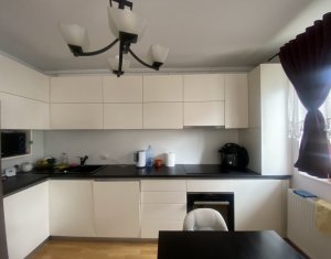 Appartement 3 chambres à vendre dans Cluj-napoca, zone Borhanci