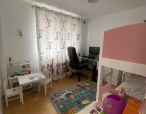 Appartement 3 chambres à vendre dans Cluj-napoca, zone Borhanci