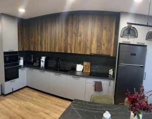 Appartement 3 chambres à vendre dans Floresti