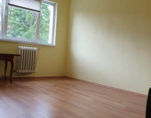 Appartement 4 chambres à vendre dans Cluj-napoca, zone Manastur