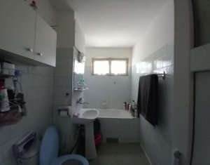 Appartement 4 chambres à vendre dans Cluj-napoca, zone Manastur