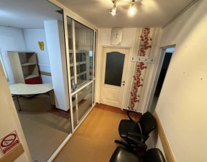 Appartement 3 chambres à vendre dans Cluj-napoca, zone Manastur