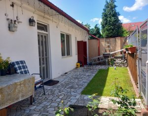 Maison 4 chambres à vendre dans Cluj-napoca, zone Marasti