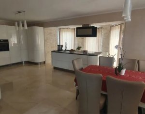 Maison 4 chambres à vendre dans Luna De Sus