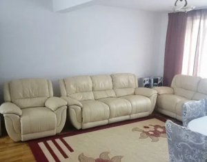 Maison 4 chambres à vendre dans Floresti