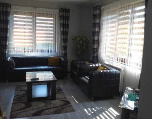 Maison 8 chambres à vendre dans Cluj-napoca, zone Dambul Rotund