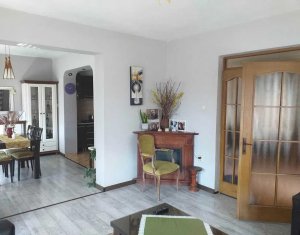 Maison 8 chambres à vendre dans Cluj-napoca, zone Dambul Rotund