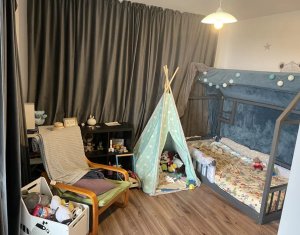 Maison 4 chambres à vendre dans Floresti