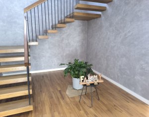Maison 5 chambres à vendre dans Cluj-napoca, zone Faget