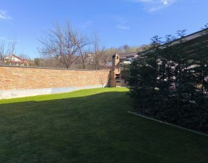 Maison 5 chambres à vendre dans Cluj-napoca, zone Faget