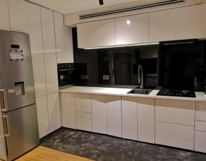 Appartement 3 chambres à vendre dans Cluj-napoca, zone Manastur