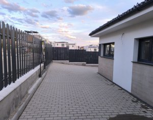 Maison 4 chambres à vendre dans Cluj-napoca, zone Iris