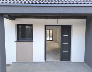 Maison 4 chambres à vendre dans Cluj-napoca, zone Iris