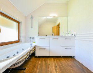 Maison 5 chambres à vendre dans Cluj-napoca, zone Faget