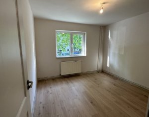 Appartement 3 chambres à vendre dans Cluj-napoca, zone Marasti