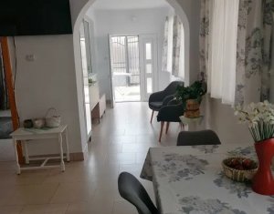 Maison 4 chambres à vendre dans Cluj-napoca, zone Intre Lacuri