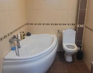 Maison 4 chambres à vendre dans Cluj-napoca, zone Intre Lacuri