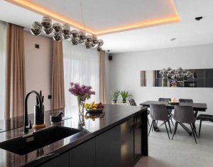 Maison 5 chambres à vendre dans Cluj-napoca, zone Iris